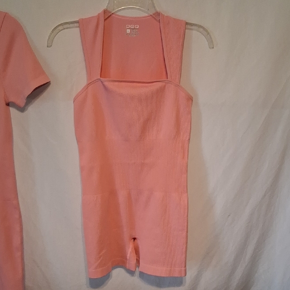 Pink Ribbed Mini Dress and Romper Set - Picture 5 of 6